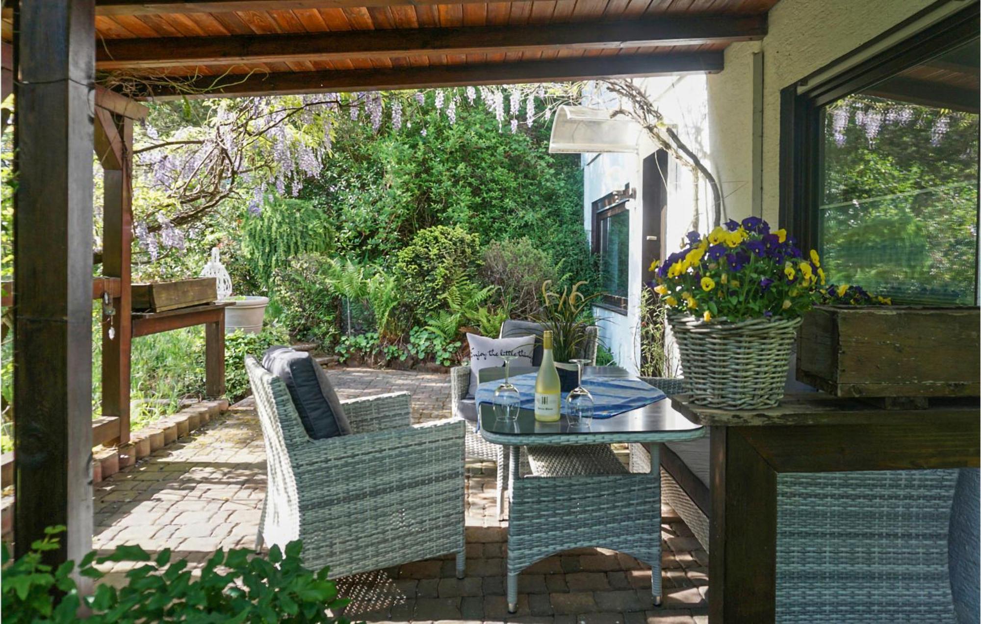 Amazing Apartment In Hinterweidenthal With Wifi Exteriör bild